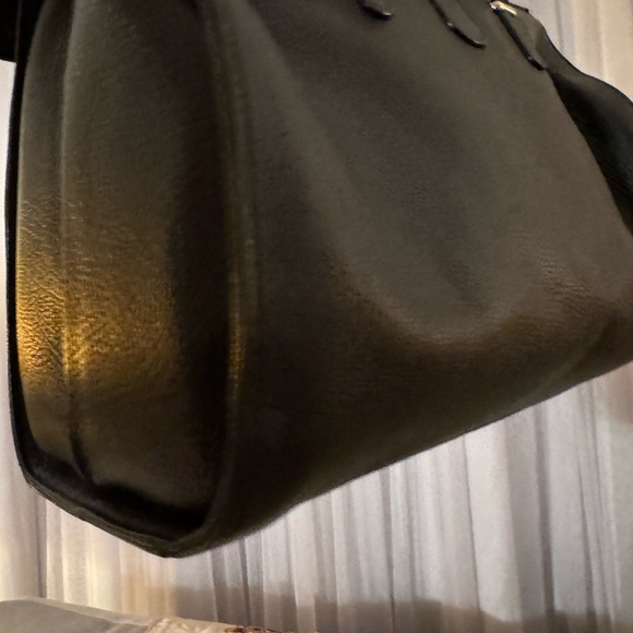 Balenciaga tube round bag in black leather - Picture 9 of 13